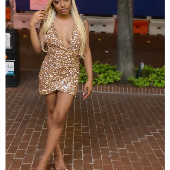 Sparkly gold dress - Picture 3 of 4